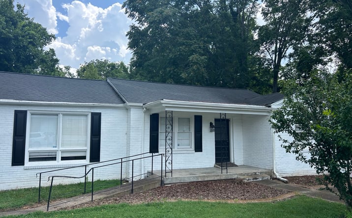 Pictures of Office property located at 1191 W Main St, Franklin, TN 37064 for sales - image #1