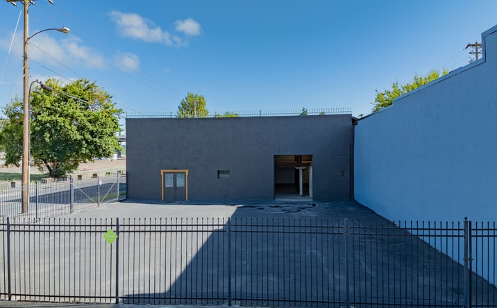 Pictures of Industrial, Mixed Use, Retail property located at 103 Allen St, Kelso, WA 98626 for sales - image #1