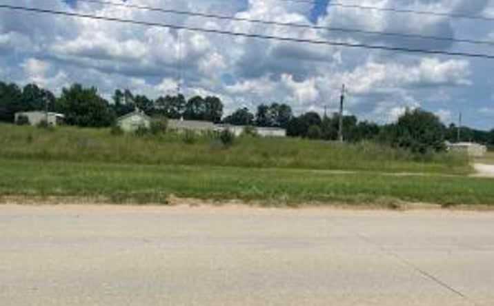 Pictures of Land property located at 1620 Richland Avenue, Aiken, SC 29801 for sales - image #1
