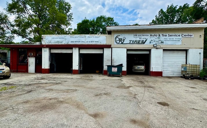Pictures of Business for Sale, Retail, Mixed Use property located at 10610 S Vincennes Avenue, Chicago, IL 60643 for sales - image #1