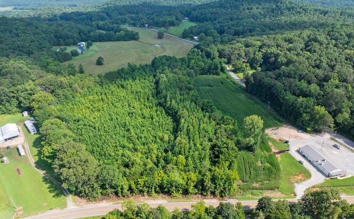 Pictures of Land property located at 00 E Highway 100 E, Decaturville, TN 38329 for sales - image #1