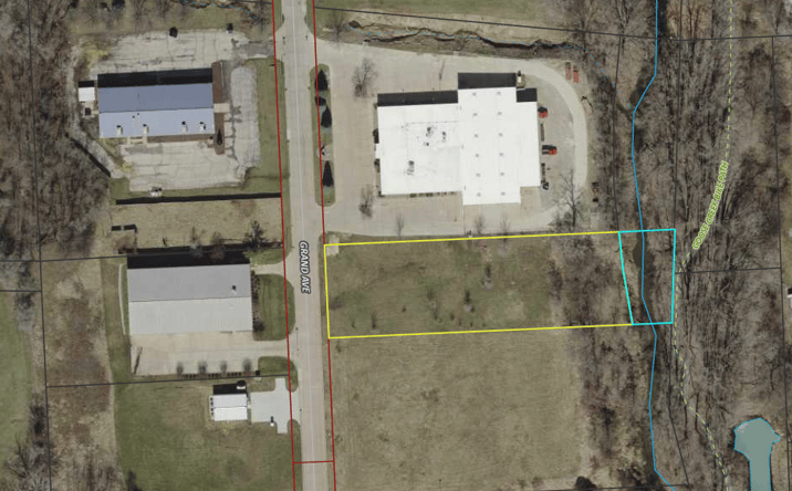 Pictures of Land property located at 0 Grand Ave, Davenport, IA 52807 for sales - image #1