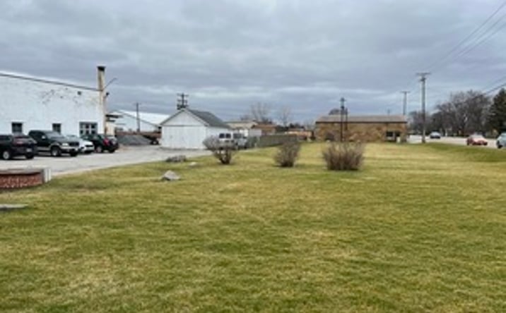 Pictures of Business for Sale, Industrial, Office, Special Purpose, Retail property located at 19510 Burnham Avenue, Lansing, IL 60438 for sales - image #1