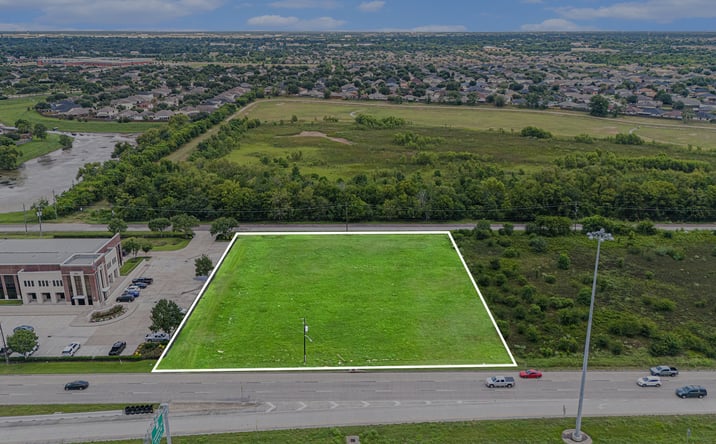 Pictures of Land property located at 8521 S Sam Houston Pkwy E, Houston, TX 77089 for sales - image #1