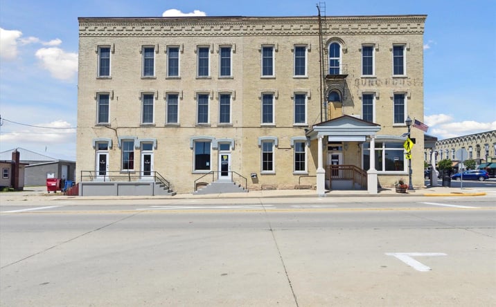 Pictures of Retail, Office property located at 1101 1st Center Avenue, Brodhead, WI 53520 for sales - image #1