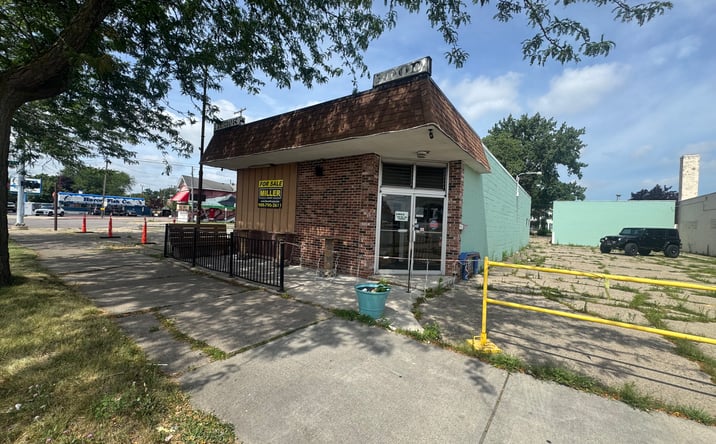 Pictures of Retail property located at 415 S Michigan Ave, Saginaw, MI 48602 for sales - image #1