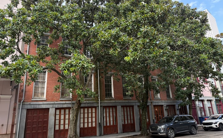 Pictures of Hospitality, Multifamily, Office property located at 416 Gravier Street, New Orleans, LA 70130 for sales - image #1