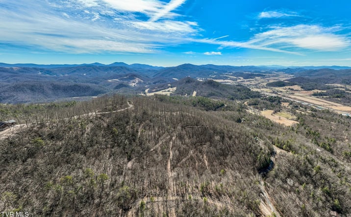 Pictures of Land property located at Lot 6, 7,8 Iroquois Rd, Mountain City, TN 37683 for sales - image #1