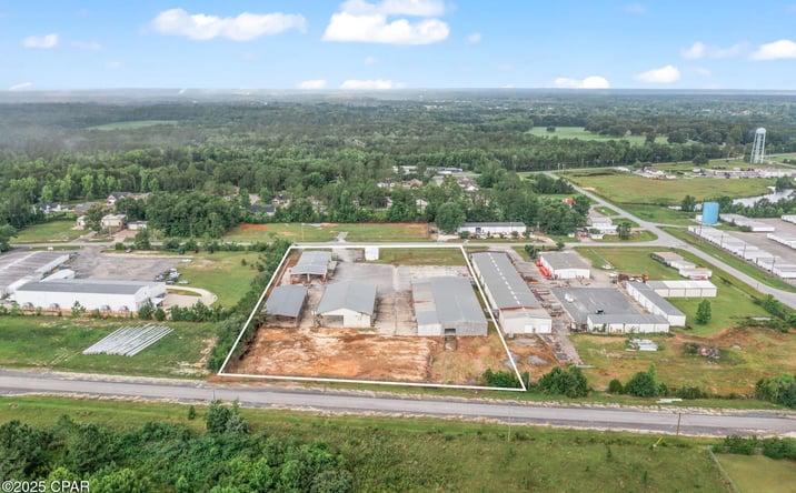 Pictures of Industrial property located at 963 Industrial Drive, Chipley, FL 32428 for sales - image #1