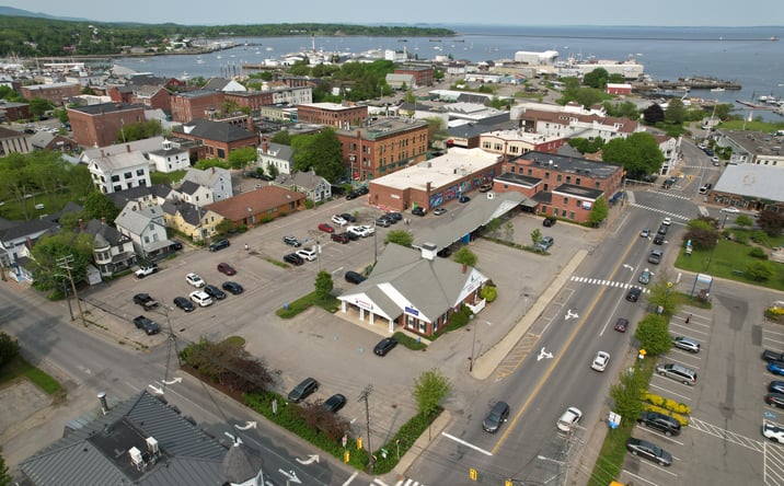 Pictures of Retail, Mixed Use property located at 300 Main St, Rockland, ME 04841 for sales - image #1