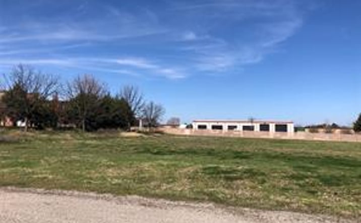 Pictures of Land property located at 125 E Mimosa Ln,, Mesquite, TX 75149 for sales - image #1