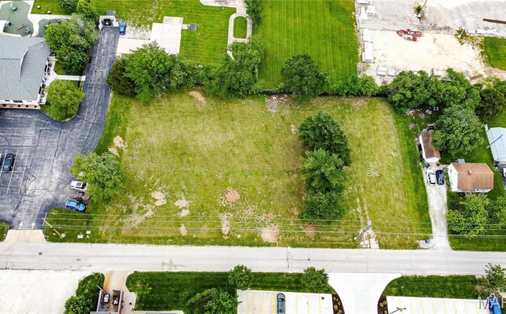 Pictures of Retail property located at 0 0.68 Acres Steinhagen Road, Warrenton, MO 63383 for sales - image #1