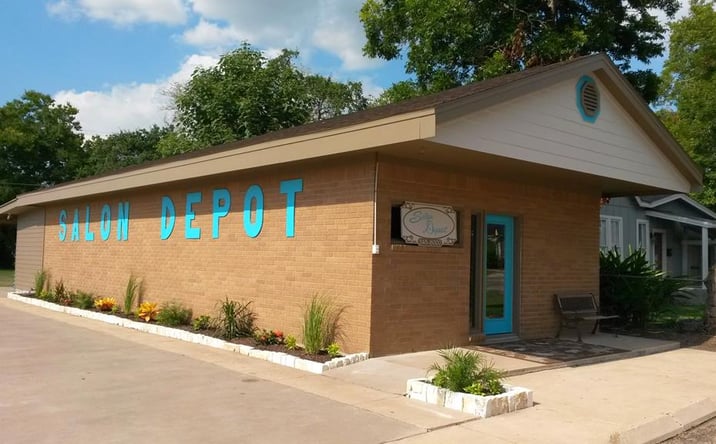 Pictures of Retail property located at 2105 6th St, Bay City, TX 77414 for sales - image #1