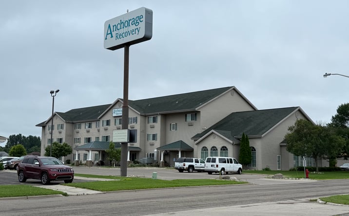 Pictures of Retail, Hospitality property located at 3027 Frontage Rd S, Moorhead, MN 56560 for sales - image #1