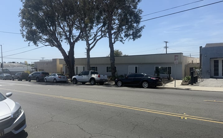Pictures of Industrial property located at 2311 Orange Ave, Signal Hill, CA 90755 for sales - image #1