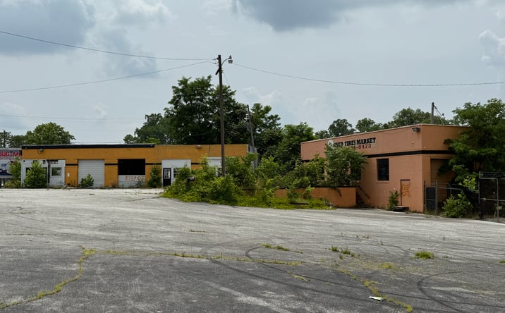 Pictures of Retail property located at 2245 Crain Hwy, Waldorf, MD 20601 for sales - image #1