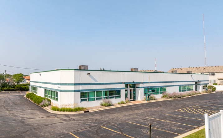 Pictures of Office property located at 2005 S Bloomingdale Rd, Glendale Heights, IL 60139 for sales - image #1