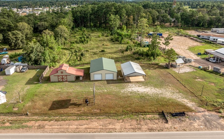 Pictures of Land property located at 17540 TX-105, Conroe, TX 77306 for sales - image #1