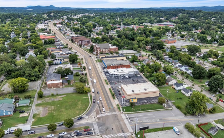 Pictures of Retail property located at 2604 E Magnolia Ave, Knoxville, TN 37914 for sales - image #1