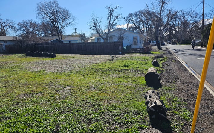 Pictures of Land property located at 3516 Cypress St, Clearlake, CA 95422 for sales - image #1