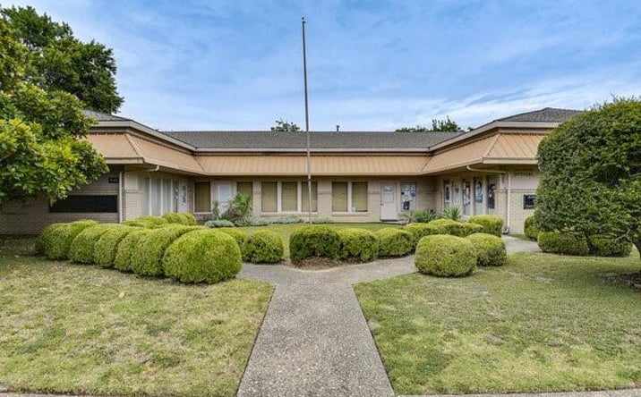 Pictures of Special Purpose property located at 529 W Wheatland Road, Duncanville, TX 75116 for sales - image #1
