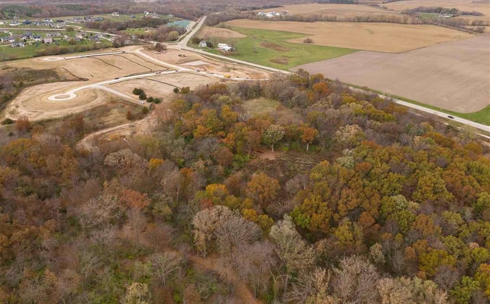 Pictures of Land property located at Oak Meadow Lot #24, Solon, IA 52333 for sales - image #1