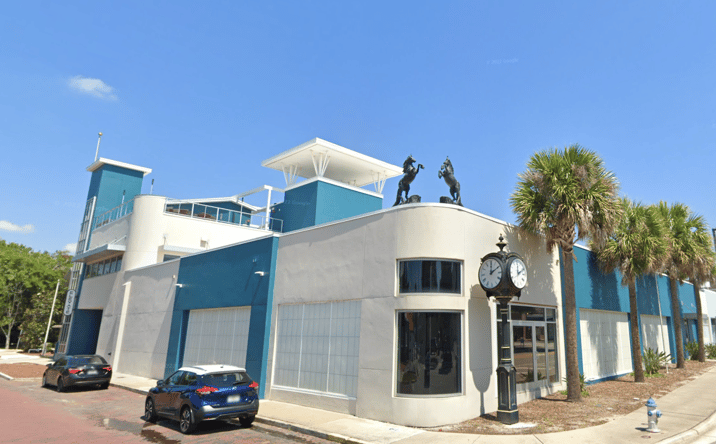 Pictures of Mixed Use, Office, Retail property located at 2000 N Orange Ave, Orlando, FL 32804, 2008 N Orange Avenue, Orlando, FL 32804, 2010 N Orange Avenue, Orlando, FL 32804, 316 HARVARD ST, Orlando, FL 32804, 321 E YALE ST, Orlando, FL 32804 for sales - image #1