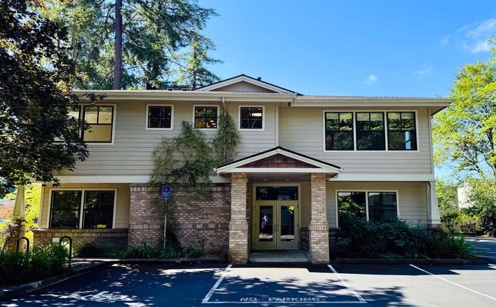 Pictures of Retail, Office property located at 16001 Quarry Rd, Lake Oswego, OR 97035 for sales - image #1