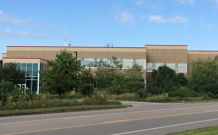 Pictures of Industrial property located at 946 Pierce Butler Rte, Saint Paul, MN 55104 for sales - image #1