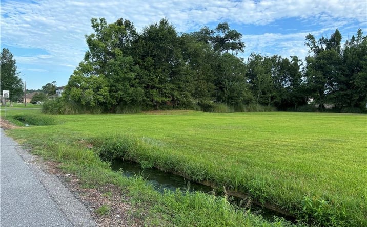 Pictures of Land property located at Tealwood Drive, Sulphur, LA 70663 for sales - image #1