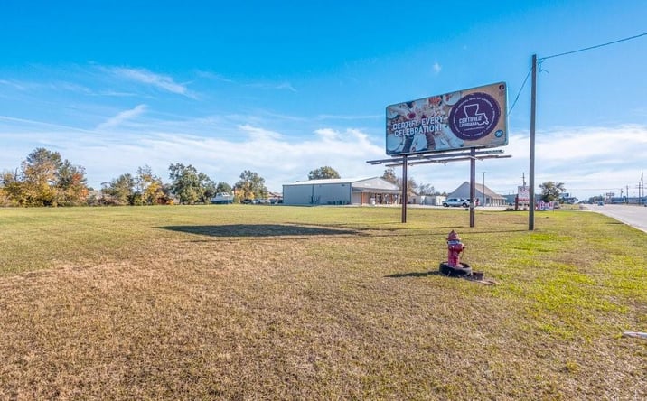 Pictures of Land property located at 0 Common Street, Lake Charles, LA 70607 for sales - image #1
