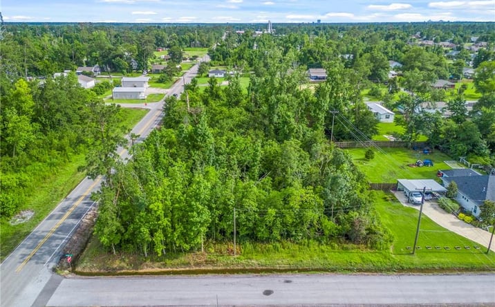 Pictures of Land property located at 0 Vickie Lane, Moss Bluff, LA 70611 for sales - image #1