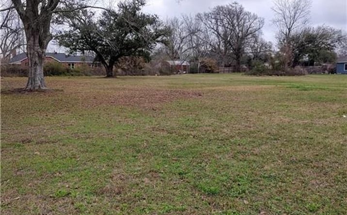 Pictures of Land property located at 2302 Ridgewood Drive, Lake Charles, LA 70605 for sales - image #1
