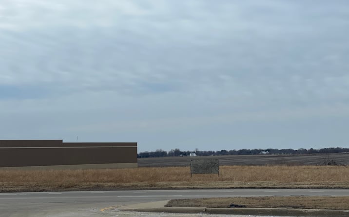 Pictures of Land, Office, Retail property located at 0 E Lincolnway, Sterling, IL 61081 for sales - image #1