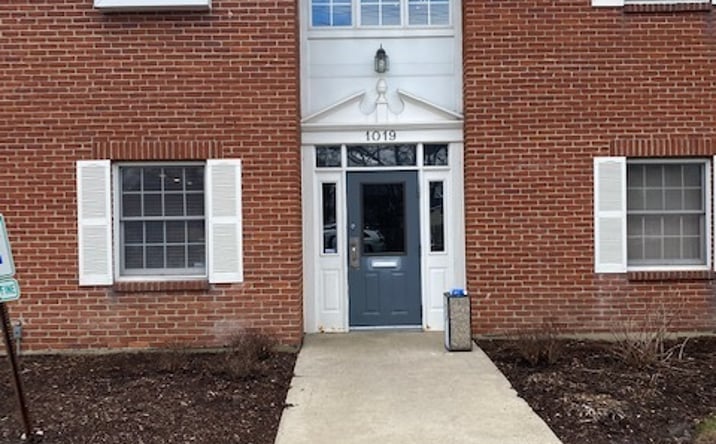 Pictures of Office property located at 1025 W Wise Road 6A, Schaumburg, IL 60193 for sales - image #1