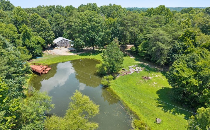 Pictures of Mixed Use property located at 1374 Peter Pond Rd, Ashland City, TN 37015 for sales - image #1