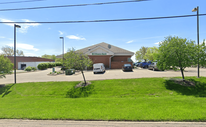 Pictures of Retail property located at 1165 E Waterloo Rd, Akron, OH 44306 for sales - image #1