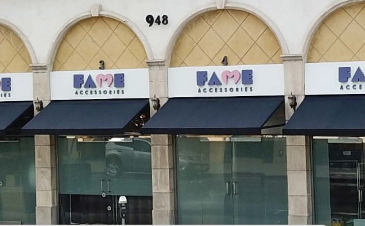 Pictures of Retail property located at 941 Towne Ave, Los Angeles, CA 90021, 948 Crocker St, Los Angeles, CA 90021 for sales - image #1