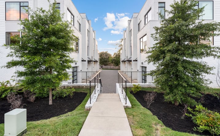 Pictures of Business for Sale, Hospitality property located at 1005 12th Ave S, Nashville, TN 37203 for sales - image #1