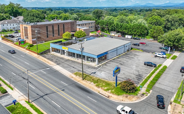 Pictures of Retail property located at 5205 Fort Ave, Lynchburg, VA 24502 for sales - image #1