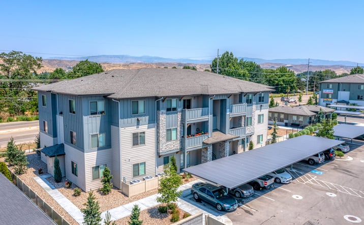 Pictures of Multifamily property located at 3124 E Victory Rd, Nampa, ID 83687 for sales - image #1