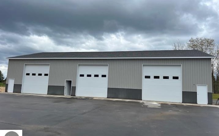 Pictures of Special Purpose property located at 5839 Storage Loop Drive, Traverse City, MI 49685 for sales - image #1