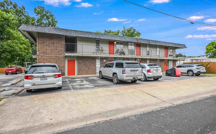 Pictures of Multifamily, Land property located at 6906 Guadalupe St, Austin, TX 78752 for sales - image #1