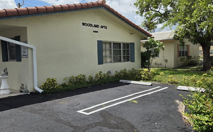 Pictures of Multifamily property located at 4000 Woodside Drive, Coral Springs, FL 33065 for sales - image #1
