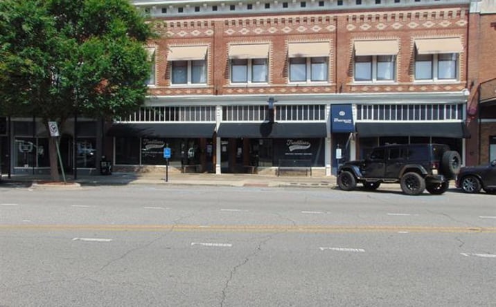 Pictures of Hospitality property located at 116 N. Jackson Ave., Russellville, AL 35653 for sales - image #1