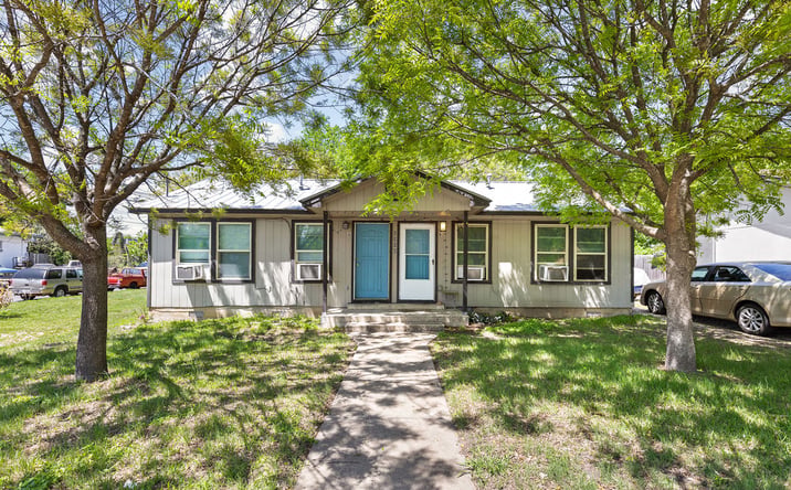 Pictures of Multifamily, Office, Mixed Use, Land property located at 6902 Guadalupe St, Austin, TX 78752 for sales - image #1