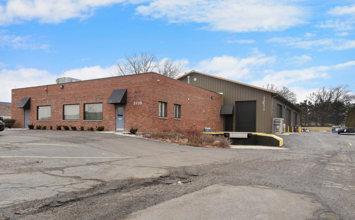 Pictures of Industrial property located at 3720 Hawthorne Court, Waukegan, IL 60087 for sales - image #1