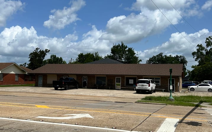 Pictures of Retail property located at 3620 Maplewood Dr, Sulphur, LA 70663 for sales - image #1