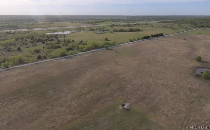 image of property at 201 SONGBIRD Ardmore OK 73401