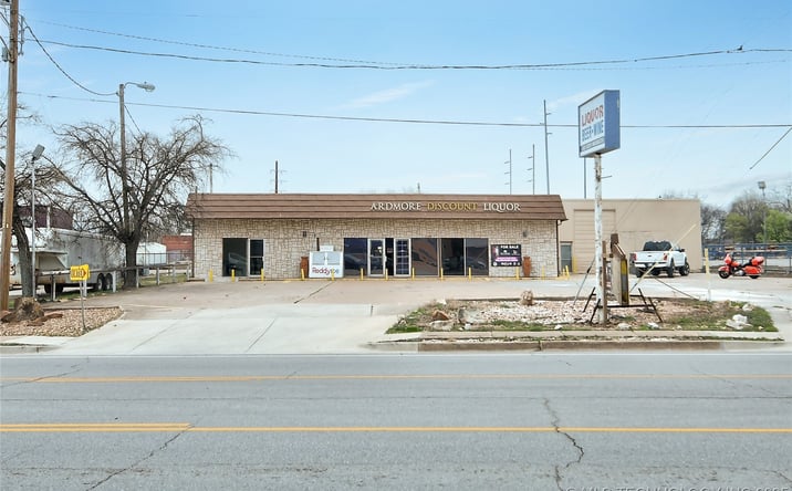 Pictures of Business for Sale property located at 420 S Washington Street, Ardmore, OK 73401 for sales - image #1